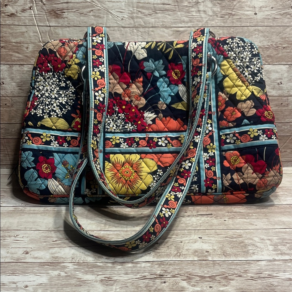 Vera Bradley Happy Snails Multicolor Floral Quilted Shoulder Bag Snails Flowers